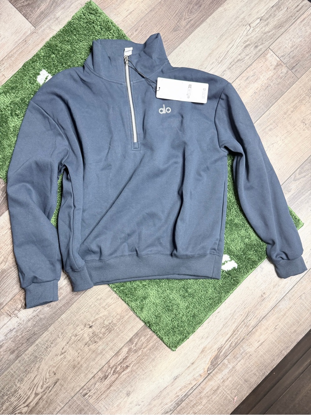 ALO Yoga Men's Navy Half-Zip Pullover Sweater - Picture 4 of 5